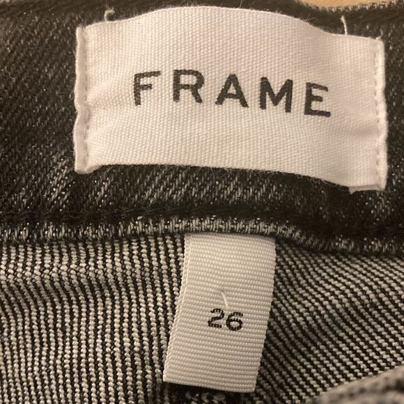 Frame Le High Skinny Crop Jeans in Chrome Noir Wash Denim. Size 26. - Picture 11 of 13